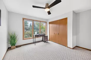 37676 N Laurel Park Dr, Livonia, MI 48152 - Photo 26