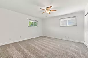 9445 Highland Dr, Grosse Ile, MI 48138 - Photo 20