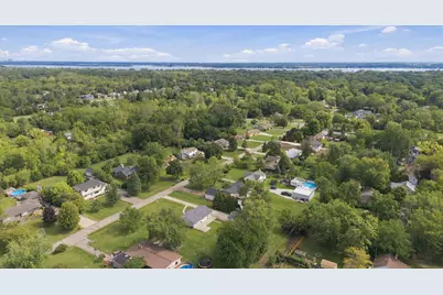 9445 Highland Drive, Grosse Ile, MI 48138 - Photo 48
