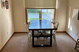 333 Nestlewood Dr, Holland, MI 49424 - Photo 4