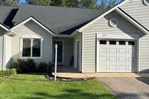 333 Nestlewood Dr, Holland, MI 49424 - Photo 1