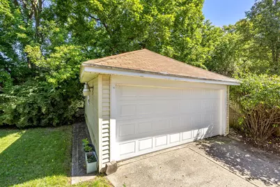 946 Frederick Avenue NW, Grand Rapids, MI 49504 - Photo 24
