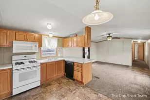 3662 Mt Blanc St NW, Grand Rapids, MI 49544 - Photo 8