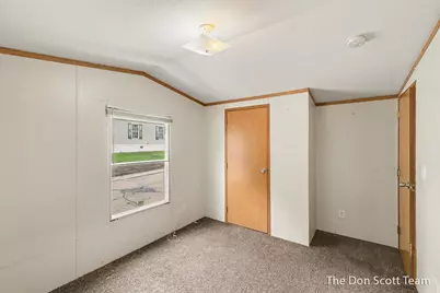 3662 Mount Blanc Street NW, Grand Rapids, MI 49544 - Photo 20
