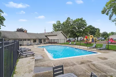 3662 Mount Blanc Street NW, Grand Rapids, MI 49544 - Photo 24