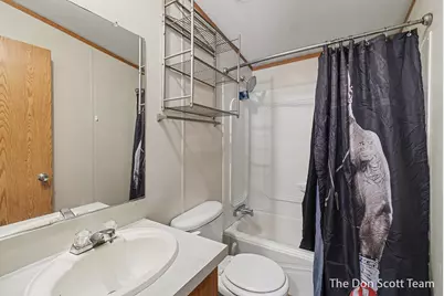 3662 Mount Blanc Street NW, Grand Rapids, MI 49544 - Photo 12