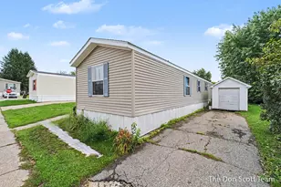 3662 Mt Blanc St NW, Grand Rapids, MI 49544 - Photo 2