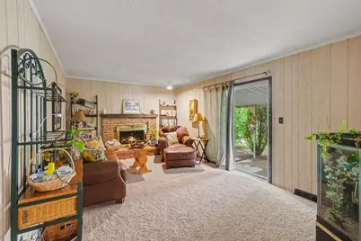 3907 Mohawk Avenue SW, Grandville, MI 49418 - Photo 8