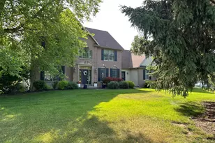 9095 Marsh Creek Cir, Galesburg, MI 49053 - Photo 4