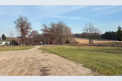 1637 N State Road N, Ionia, MI 48846 - Photo 2
