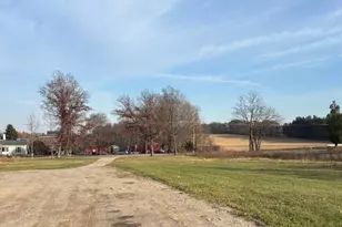 1637 N State Road N, Ionia, MI 48846 - Photo 2