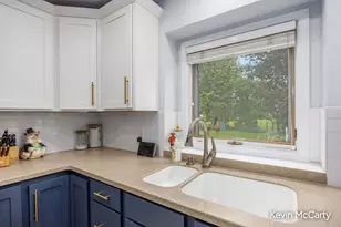 2507 Ridgecroft Ave SE, Grand Rapids, MI 49546 - Photo 18