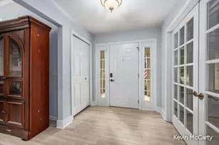 2507 Ridgecroft Ave SE, Grand Rapids, MI 49546 - Photo 6