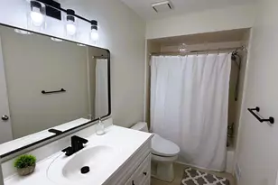 4239 Breckenridge Dr, West Bloomfield, MI 48322 - Photo 36