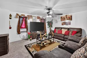 741 Kennedy St, Jackson, MI 49202 - Photo 6