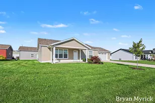 4770 52nd St, Holland, MI 49423 - Photo 2