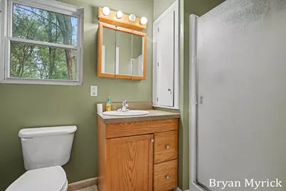 819 W 25th Street, Holland, MI 49423 - Photo 16