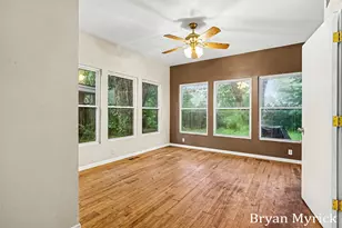 819 W 25th St, Holland, MI 49423 - Photo 14