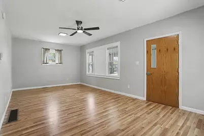 601 Capital Avenue SW, Battle Creek, MI 49015 - Photo 4
