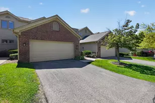 117 Ponds View Dr, Ann Arbor, MI 48103 - Photo 2