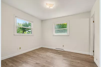 1892 Maple Lane, Benton Harbor, MI 49022 - Photo 18
