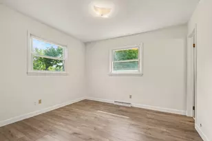 1892 Maple Ln, Benton Harbor, MI 49022 - Photo 18