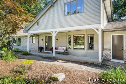 7395 Whispering Ridge Street SE, Grand Rapids, MI 49546 - Photo 8