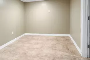 746 Oakridge Dr, Jackson, MI 49203 - Photo 26
