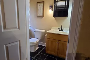 746 Oakridge Dr, Jackson, MI 49203 - Photo 32