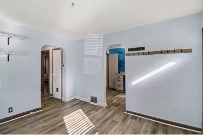 201 N Clarendon Street, Kalamazoo, MI 49006 - Photo 2