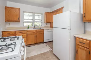 118 S W, Lawton, MI 49065 - Photo 10