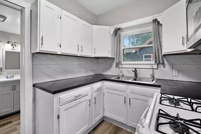 801 Wallace Avenue, Kalamazoo, MI 49048 - Photo 10