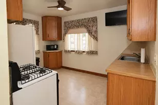 1754 Markese Ave, Lincoln Park, MI 48146 - Photo 8