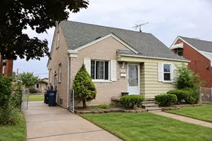 1754 Markese Ave, Lincoln Park, MI 48146 - Photo 2