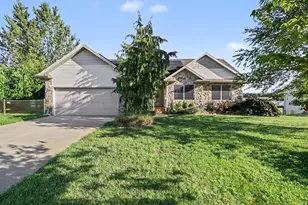 27420 Birmingham Ct, Paw Paw, MI 49079 - Photo 1