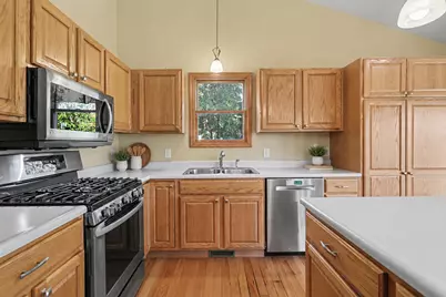 27420 Birmingham Court, Paw Paw, MI 49079 - Photo 12
