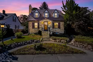 1053 W Forest Ave, Muskegon, MI 49441 - Photo 38