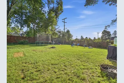 230 S National Street, Howell, MI 48843 - Photo 26