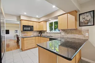 16759 Timberview Dr, Clinton Twp, MI 48036 - Photo 6