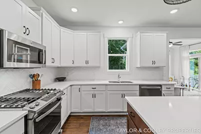 8129 Honeysuckle Hill Court SE, Grand Rapids, MI 49512 - Photo 24