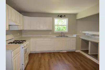 1018 N Mingo Street, Albion, MI 49224 - Photo 8
