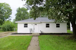 1018 N Mingo St, Albion, MI 49224 - Photo 1
