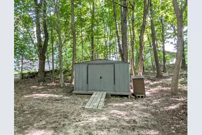 32422 County Road 687, Bangor, MI 49013 - Photo 18