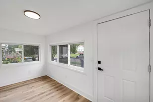 57 West End Ave, Waterford, MI 48328 - Photo 14