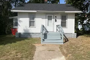 434 S McCord St, Benton Harbor, MI 49022 - Photo 1