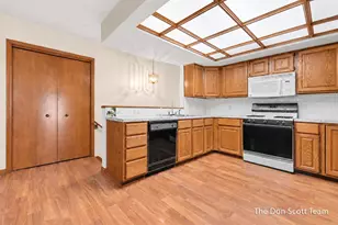 1134 Amberwood W Dr SW, Byron Center, MI 49315 - Photo 4