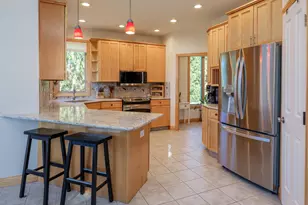22533 Vineyard Cir, Mattawan, MI 49071 - Photo 12