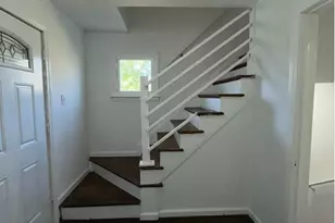8109 Woodlawn St, Detroit, MI 48213 - Photo 2
