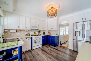 6045 Park Blvd, South Rockwood, MI 48179 - Photo 8