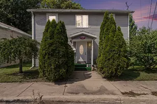 235 W 2nd St, Constantine, MI 49042 - Photo 1